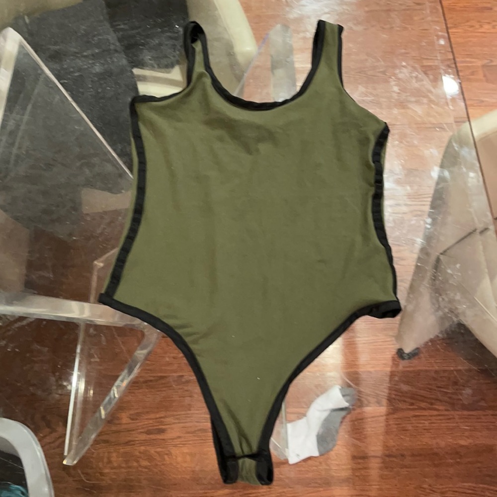 Discreet Green black cotton bodysuit medium